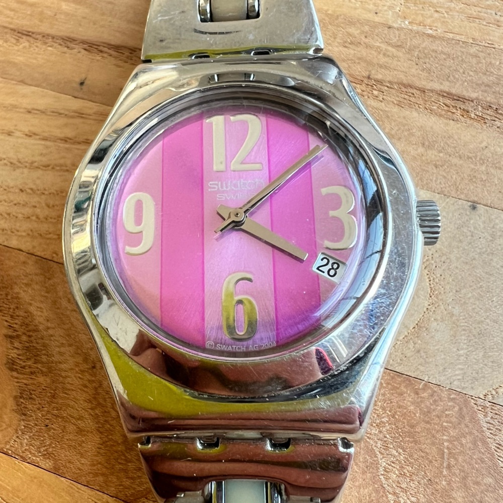 Swatch Irony Extensible Pleasure pink dial fashion Watch NEW BATTERY